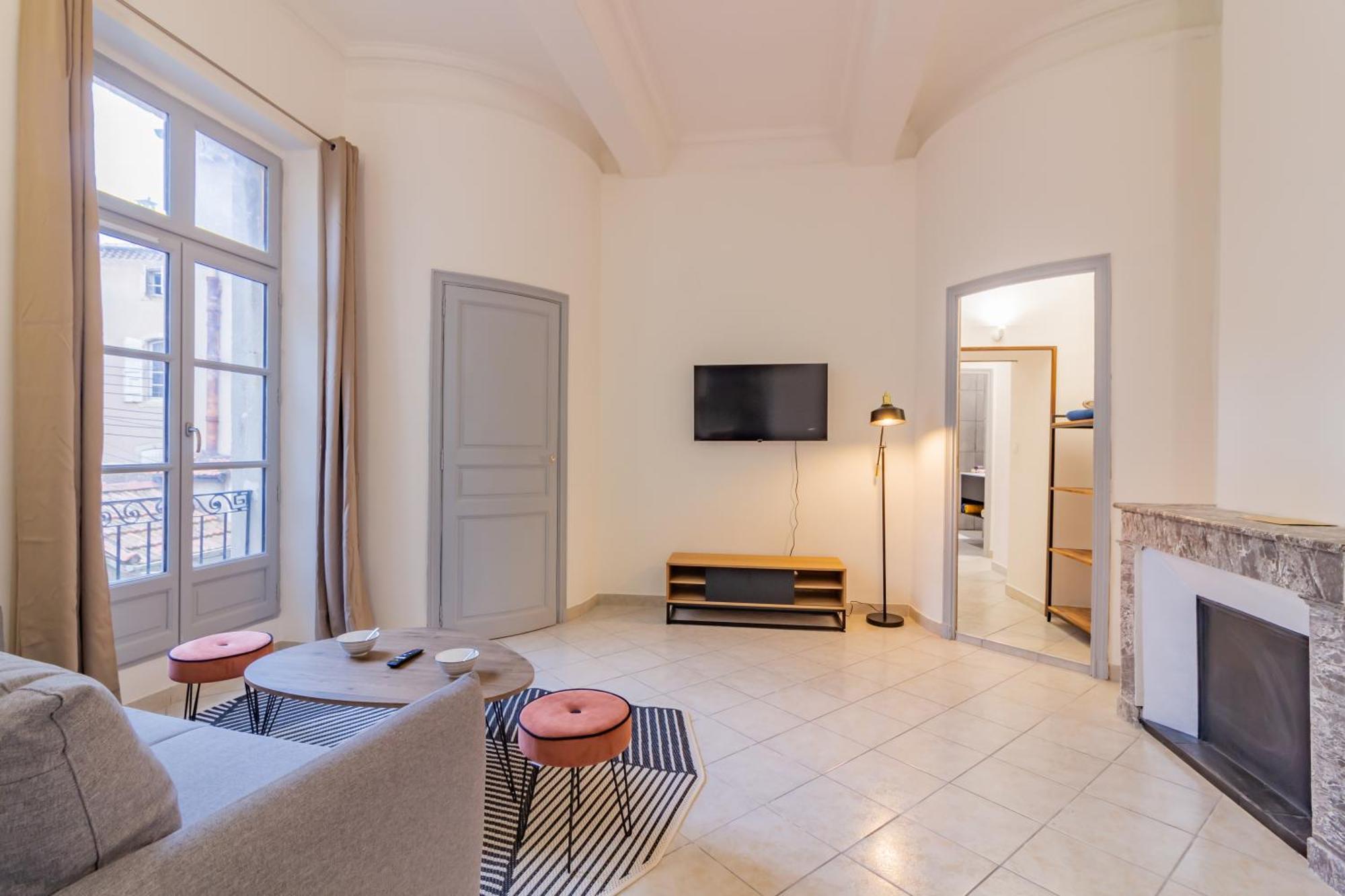 Spacieux Appartement En Plein Coeur De Béziers Exterior foto